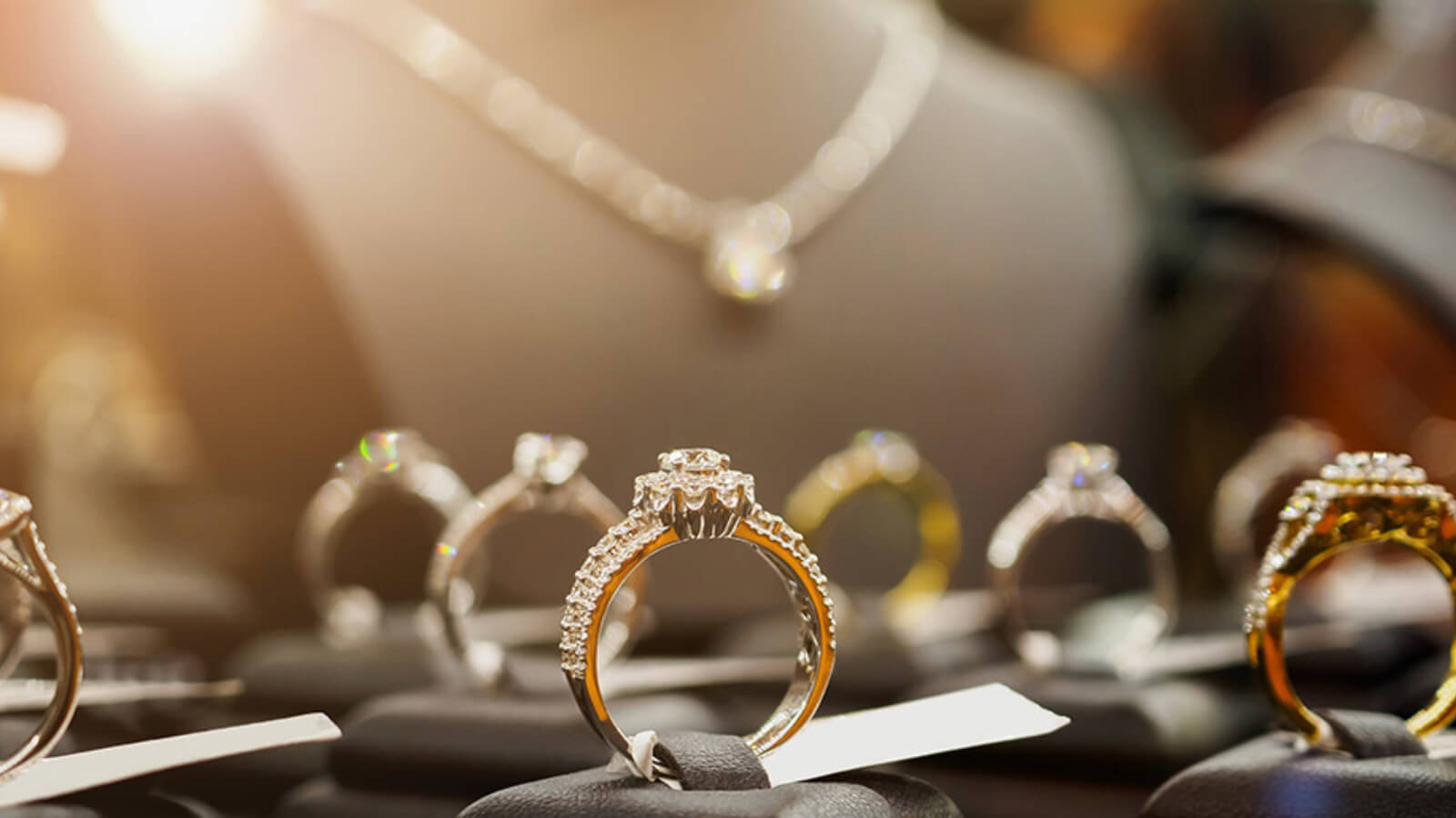 Local Jewelers vs. Big Box Stores